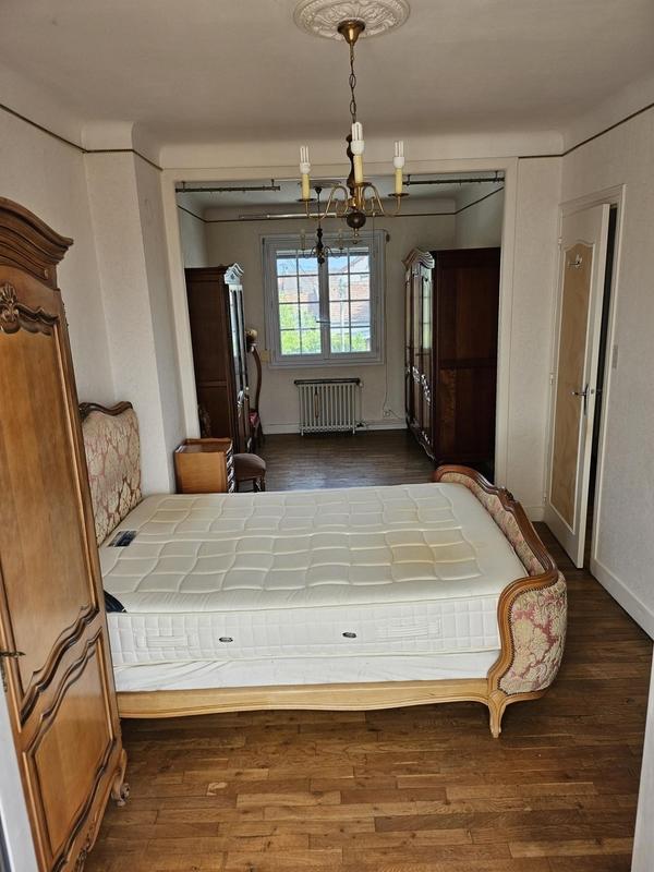 Maison - 85 m² - 5 pièces