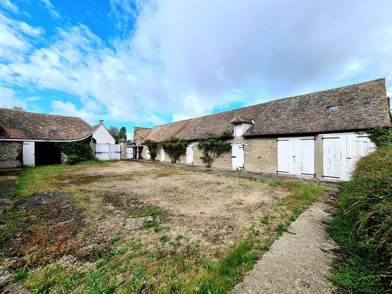 Grange - 300 m² - 2 pièces