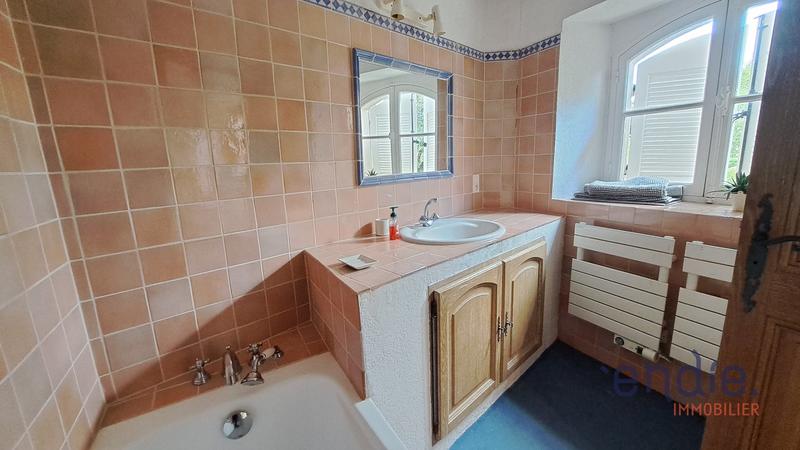 Appartement - 147 m² - 5 pièces