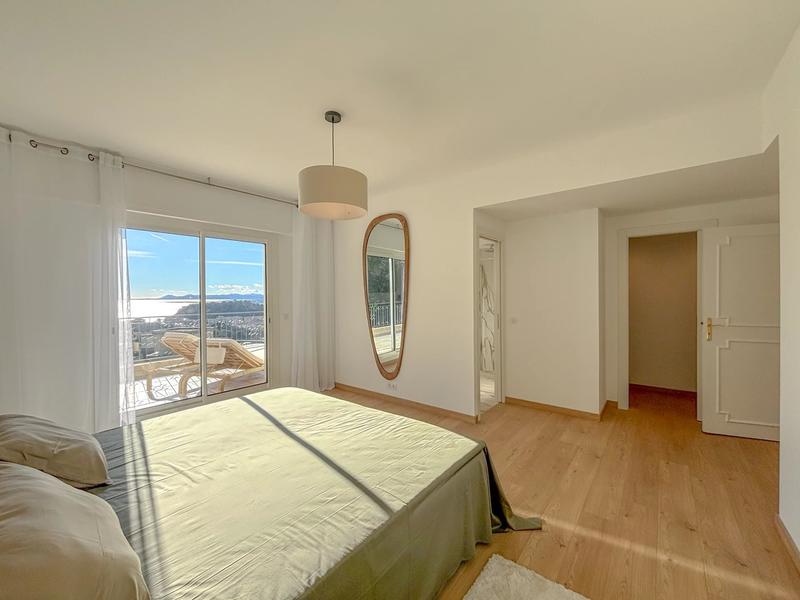 Appartement - 167 m² - 5 pièces