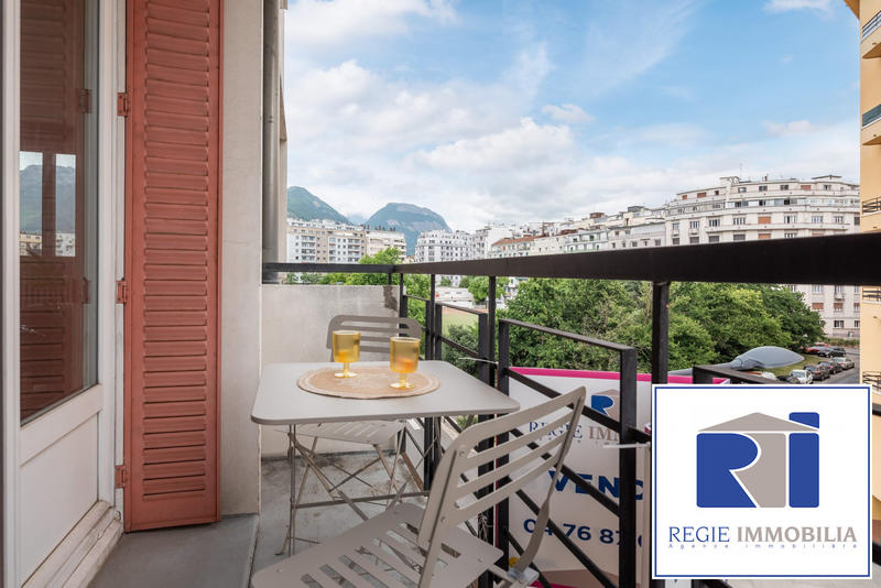 Appartement - 113 m² - 5 pièces