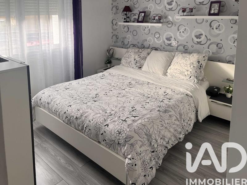 Maison - 160 m² - 10 pièces