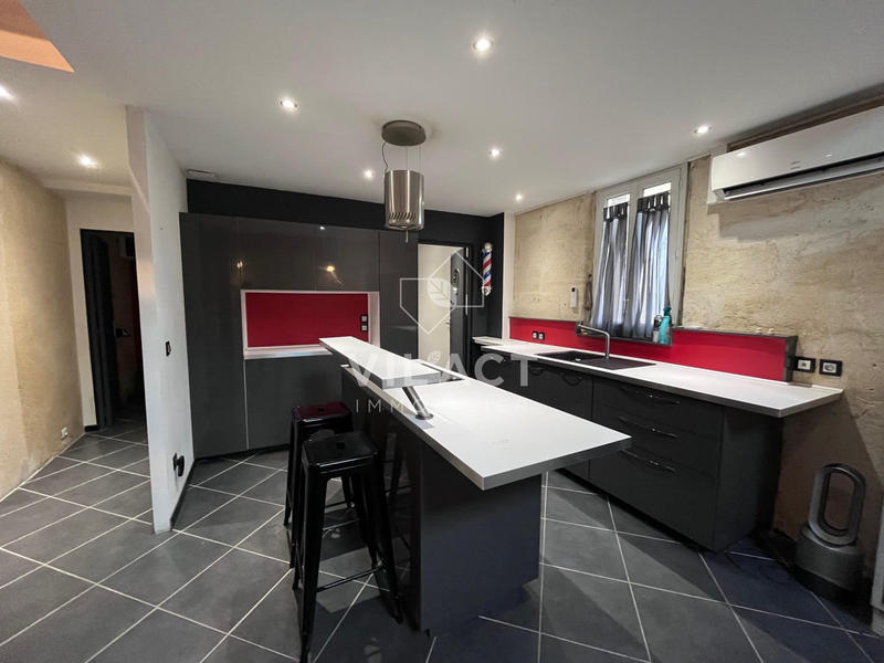 Loft - 68 m² - 2 pièces