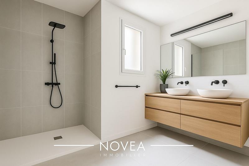 Maison traditionnelle - 179 m² - 8 pièces