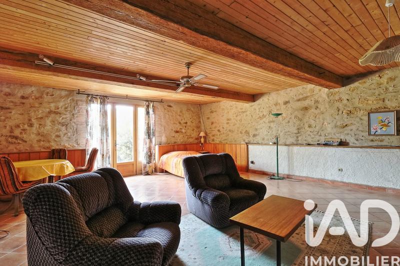 Maison - 275 m² - 10 pièces