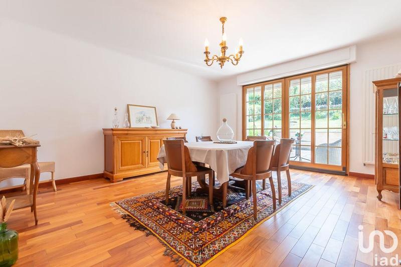 Maison - 165 m² - 7 pièces