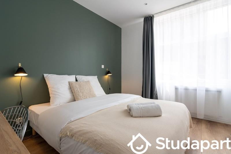 Chambre - 11 m² - 1 pièce