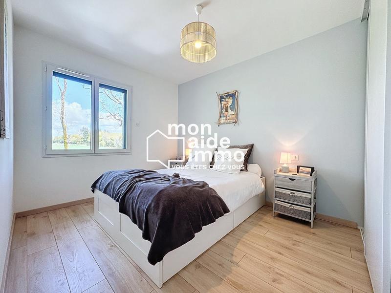 Maison - 260 m² - 8 pièces