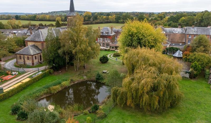 Maison de maîtres - 260 m² - 8 pièces