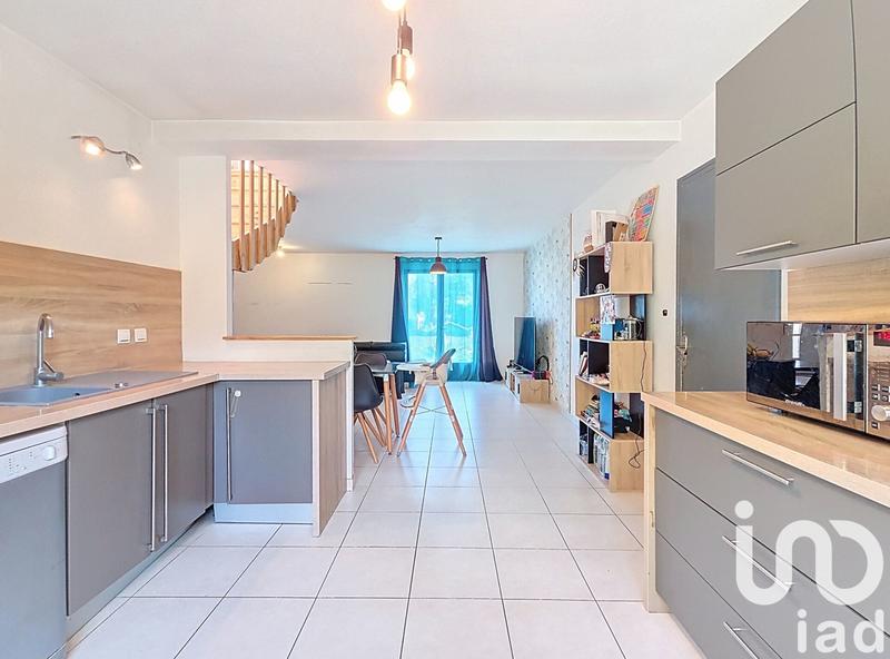 Maison - 96 m² - 5 pièces