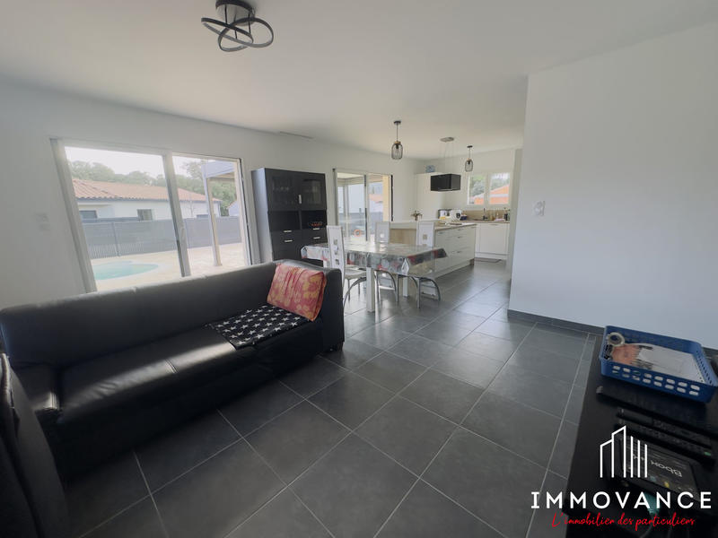 Maison - 90 m² - 4 pièces