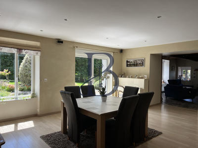 Maison - 190 m² - 7 pièces