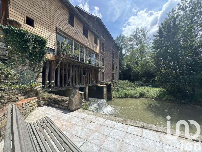 Maison - 455 m² - 13 pièces