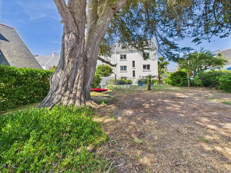 Maison - 180 m² - 8 pièces