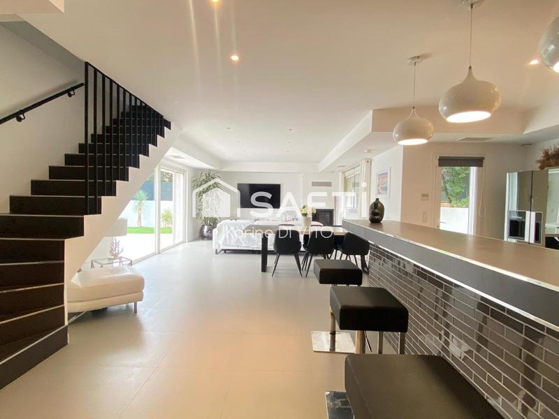 Maison - 150 m² - 5 pièces