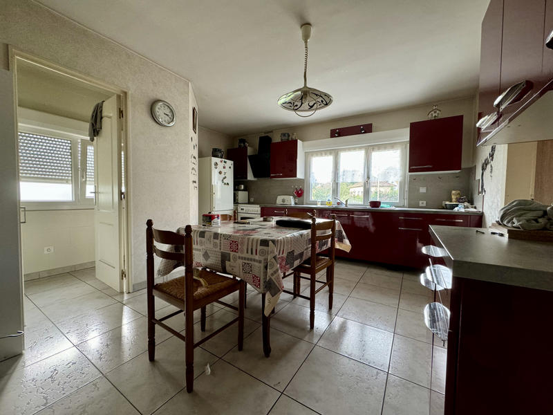 Maison - 90 m² - 3 pièces