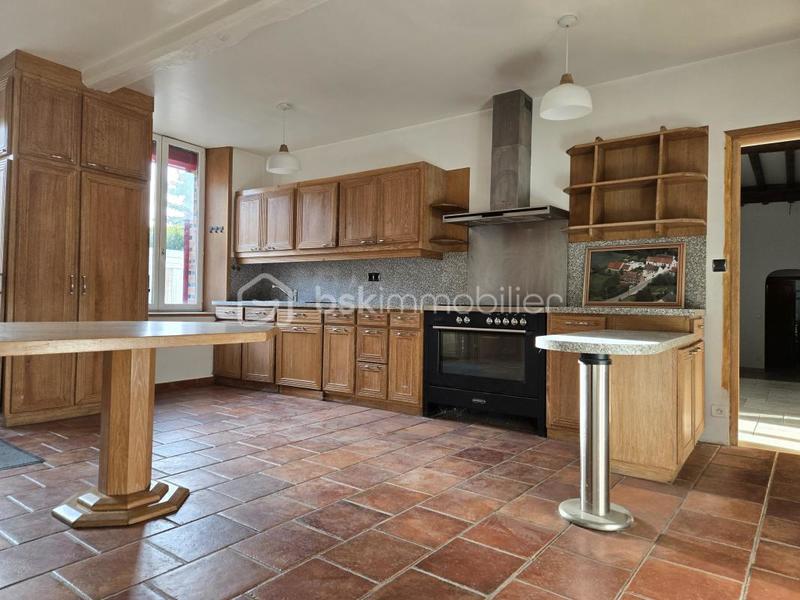 Longère - 230 m² - 6 pièces