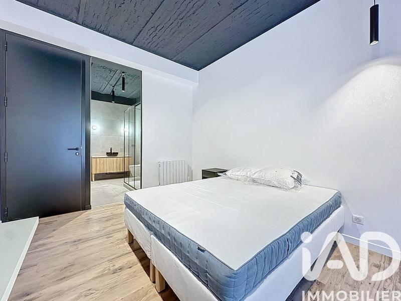 Loft - 182 m² - 6 pièces