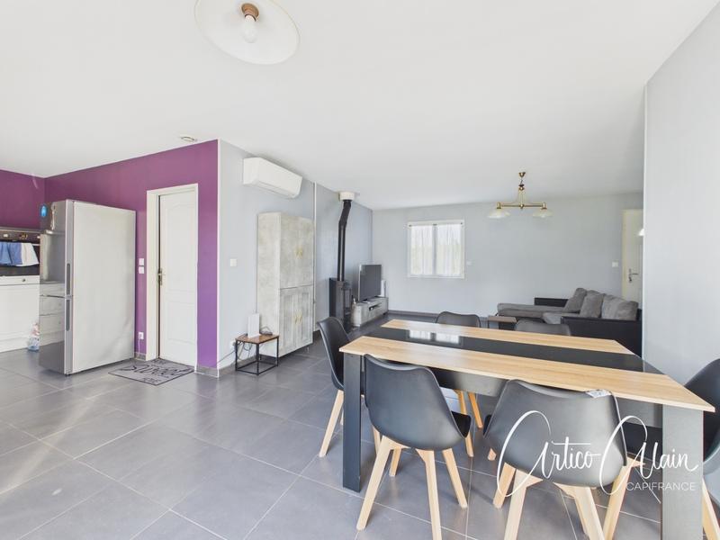 Maison - 91 m² - 4 pièces