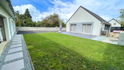 Maison - 104 m² - 5 pièces