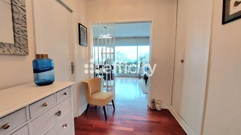 Appartement - 86 m² - 4 pièces