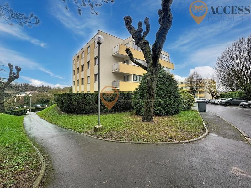 Appartement - 82 m² - 4 pièces