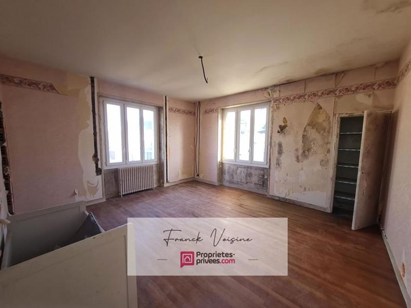 Maison - 212 m² - 8 pièces