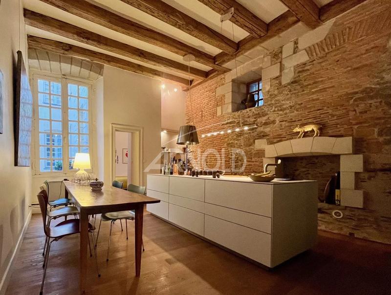 Appartement - 192 m² - 5 pièces