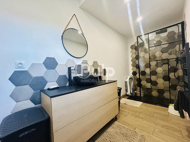 Maison - 83 m² - 4 pièces