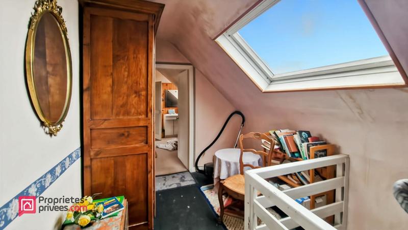 Maison - 157 m² - 10 pièces