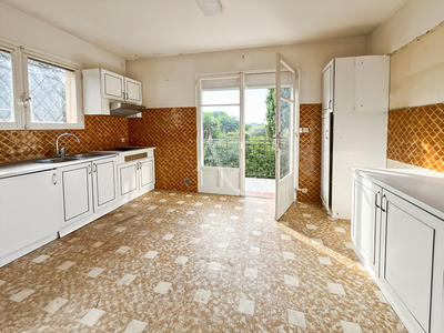 Appartement - 105 m² - 5 pièces