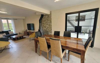 Maison contemporaine - 230 m² - 9 pièces