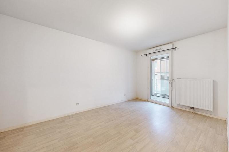 Appartement - 93 m² - 4 pièces