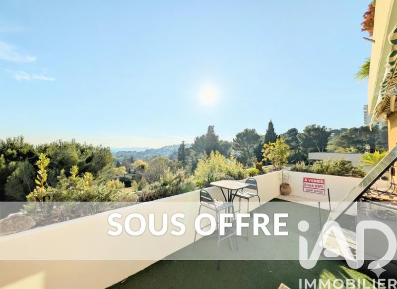 Appartement - 95 m² - 4 pièces