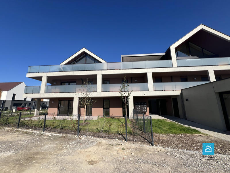 Appartement - 94 m² - 4 pièces