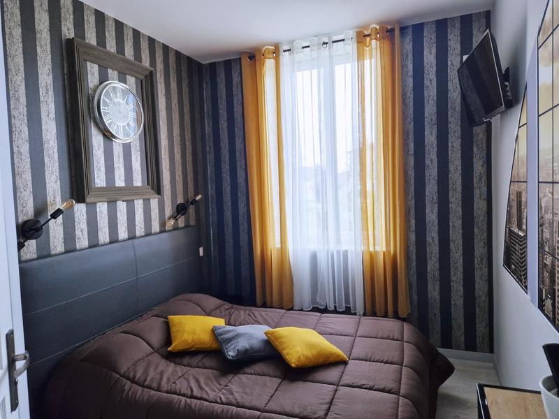 Local commercial - 347 m² - 14 pièces