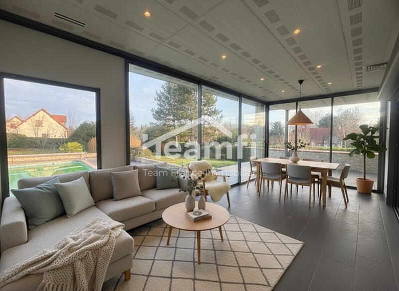 Maison - 245 m² - 7 pièces