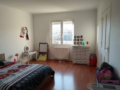 Maison - 127 m² - 5 pièces