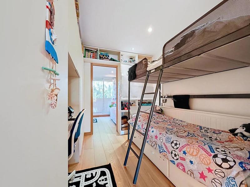 Appartement - 85 m² - 3 pièces