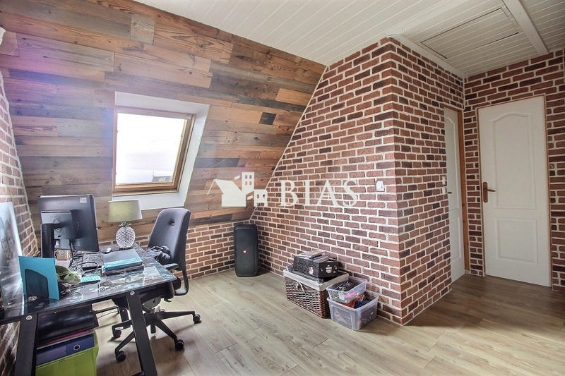 Maison - 135 m² - 6 pièces