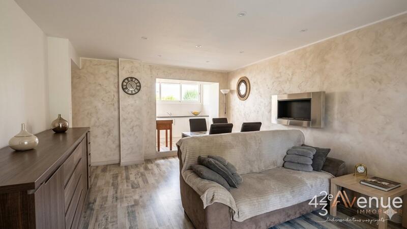 Maison - 90 m² - 4 pièces