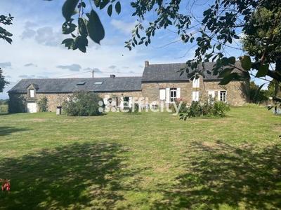 Maison - 210 m² - 8 pièces