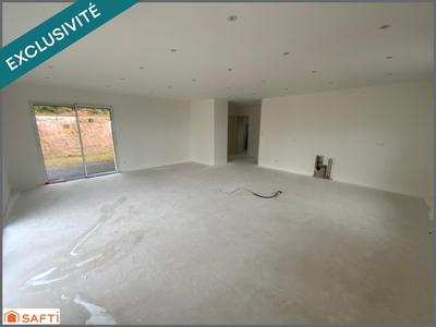 Maison - 140 m² - 6 pièces