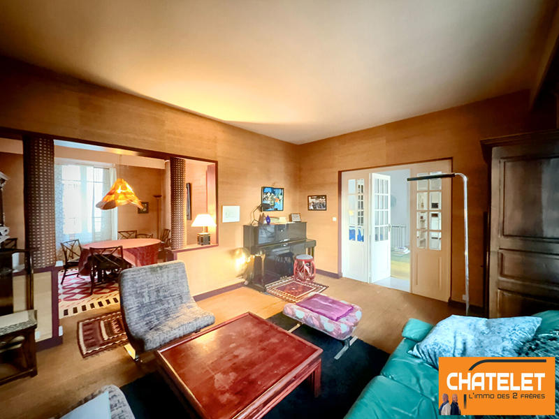 Maison - 172 m² - 8 pièces