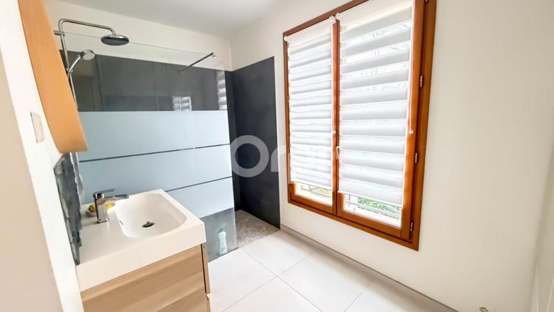 Maison - 146 m² - 5 pièces