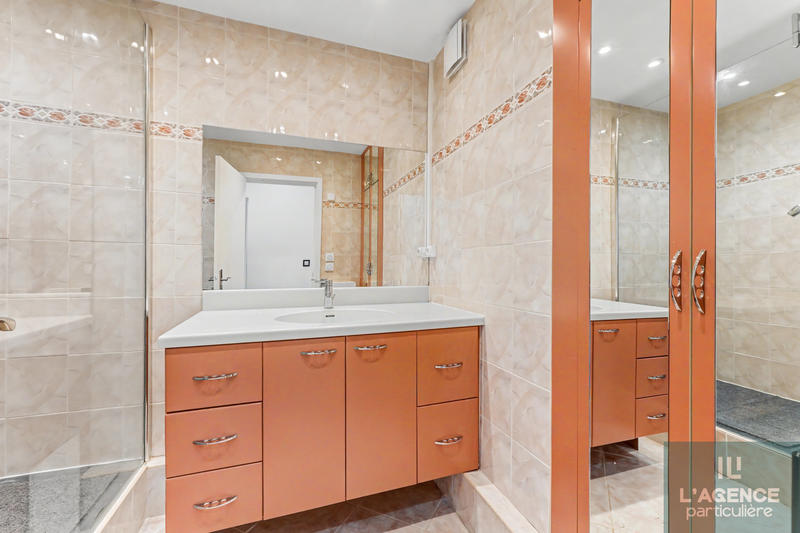 Appartement - 94 m² - 4 pièces