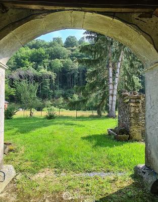 Maison - 324 m² - 10 pièces