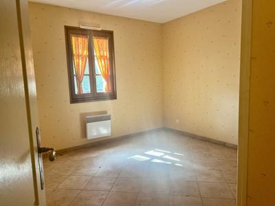 Maison traditionnelle - 70 m² - 4 pièces