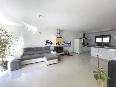 Maison - 96 m² - 3 pièces