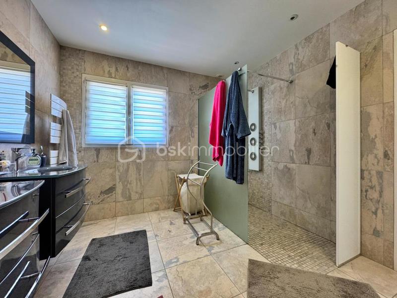 Villa - 135 m² - 5 pièces